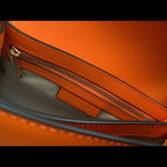 💝 Tory Burch emerson envelpe adjustable shoulder - Picture 9 of 13